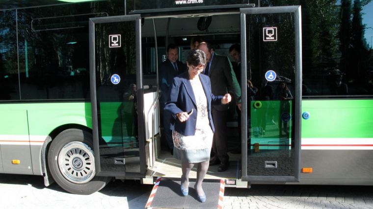 Los nuevos servicios de autobús a su paso por La Cabaña entrarán en funcionamiento el 23 de abril