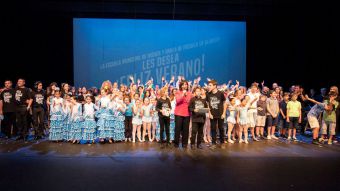 Alumnos y profesores de la Escuela Municipal de Música y Danza ponen el broche de oro a su curso con un musical