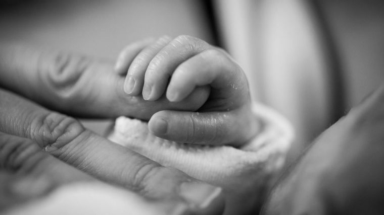 El Ayuntamiento abre una nueva convocatoria de ayudas por nacimiento o adopción de hasta 2.500 euros