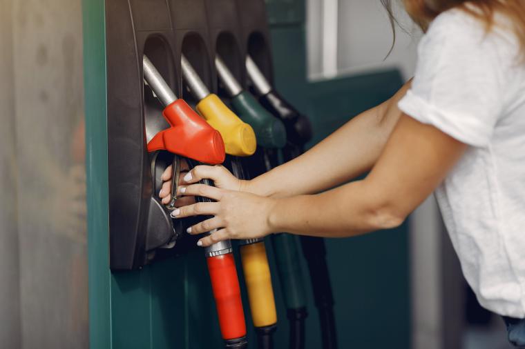 ¿Cómo ahorrar gasolina con nuestra moto?