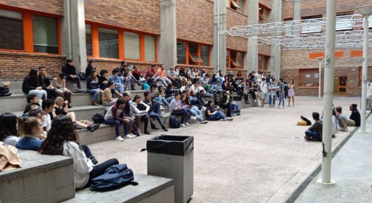 Estudiantes de Somosaguas se movilizan contra Castells