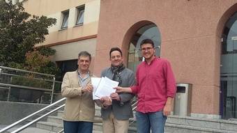 La oposición convoca un pleno extraordinario para modificar los reglamentos del Ayuntamiento
