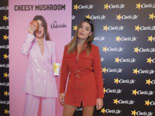 Carl´s Jr. celebra en Madrid el lanzamiento de su nueva 'Cheesy Mushroom Burguer by Dulceida'