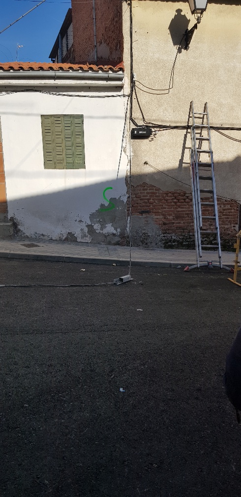 El PSOE denuncia el abandono a los vecinos de La Poza ante las obras de derribo en la zona