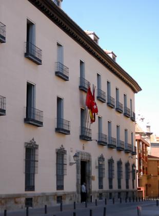 El Ayuntamiento publica la lista con los 45 deudores que deben más de 600.000 euros a la Agencia Tributaria municipal