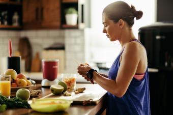 Alimentos a evitar por las mañanas para llevar una alimentación saludable