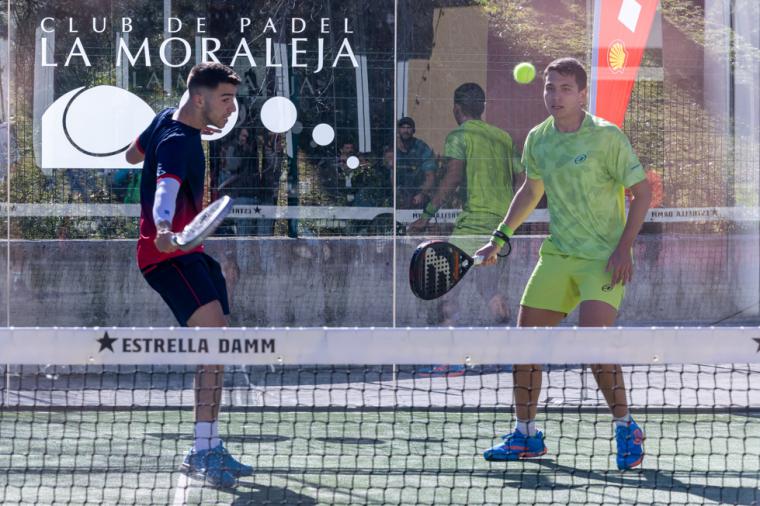 La juventud arrolladora de Collantes y Jofre se impone en el primer torneo federado del Circuito de Pádel Estrella Damm