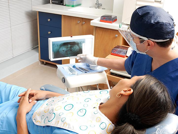 Gafas de realidad aumentada, la última innovación para acabar con el miedo a acudir al dentista
