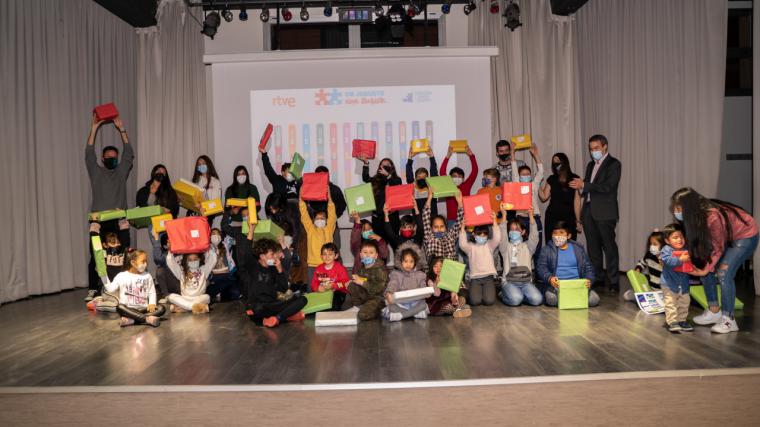 La campaña ‘Un Juguete, Una Ilusión’ entrega juguetes a niños y niñas de 300 familias en situación de vulnerabilidad en Madrid