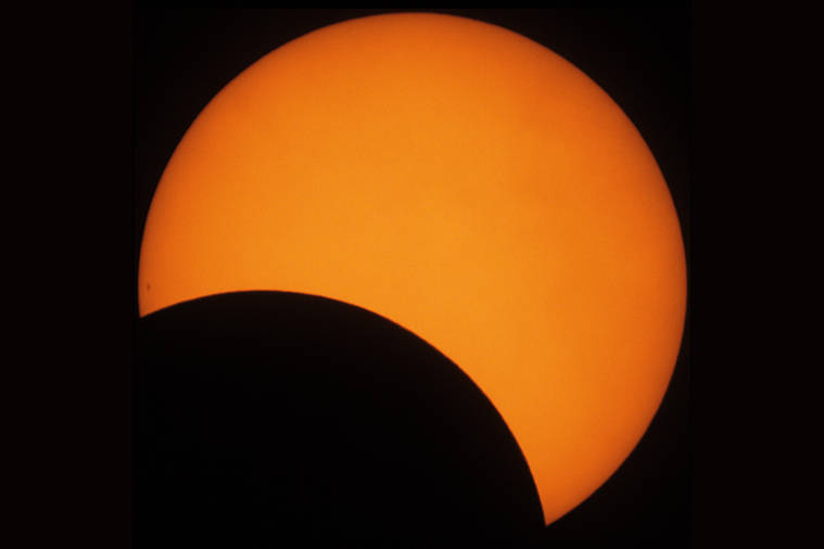 Eclipse parcial y fin de invierno en Aravaca