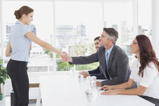 ¿Sabes cómo negociar el salario en una entrevista de trabajo?