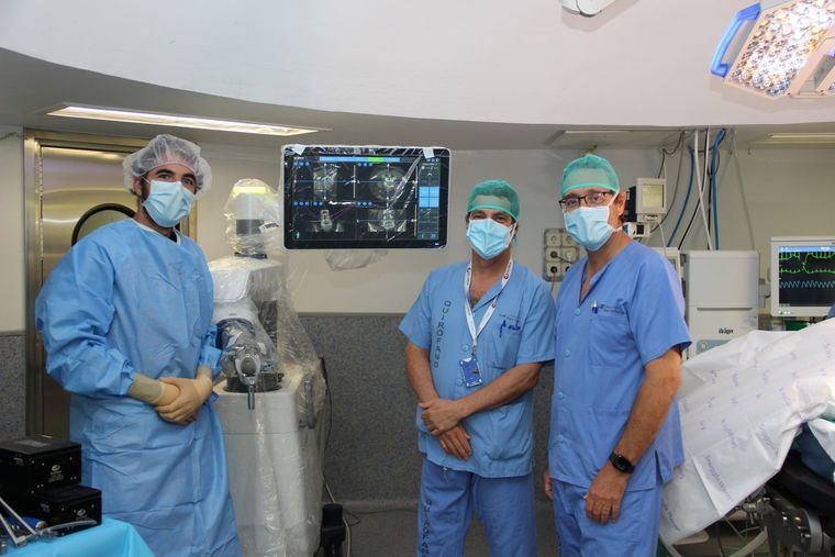 Realizada en la Comunidad de Madrid la primera cirugía robótica de columna en un hospital público de España