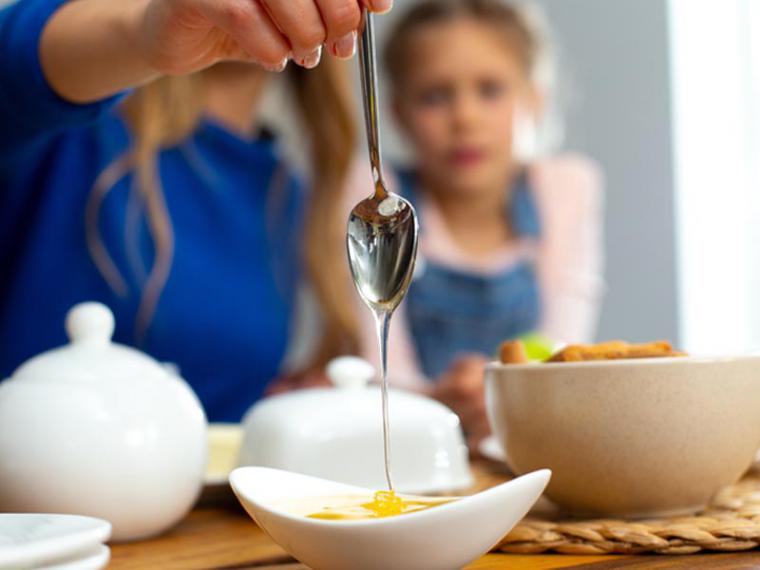 ¿Por qué es bueno consumir miel durante los meses de invierno?