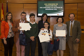 El Ayuntamiento premia a los escolares de la ciudad por sus trabajos sobre educación y seguridad vial