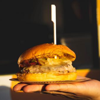 Los madrileños buscan la 'Mejor hamburguesa de Europa' en la 4ª edición del festival The Champions Burger