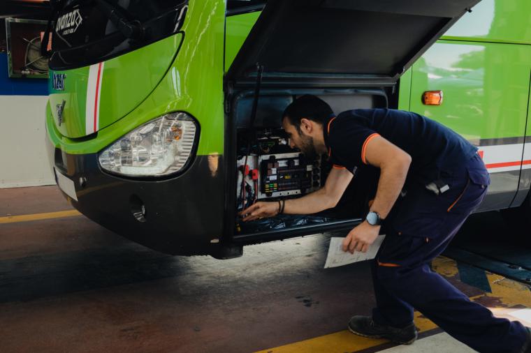 Más del 80% de los autobuses madrileños aprueba la ITV en su primera inspección