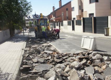 Sigue el Plan de Rehabilitación de Aceras, Calzadas y Estructuras 2014 en Moncloa-Aravaca