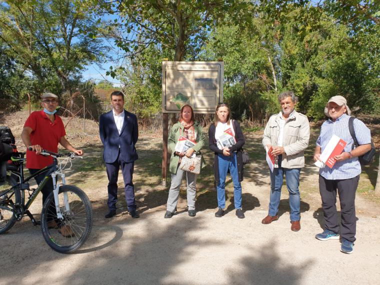 Diputados socialistas y ecologistas denuncian el mal estado del Parque Forestal “Adolfo Suárez”