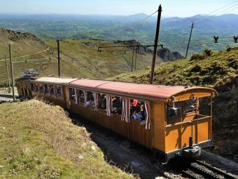 El tren de Larrun celebra su 95 aniversario