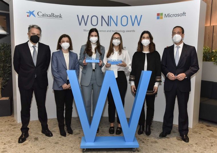 CaixaBank y Microsoft reconocen a las mejores alumnas de grados STEM con los Premios WONNOW