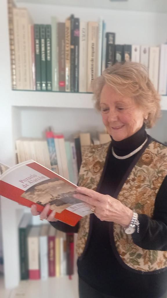 Ciudadanos (Cs) Pozuelo de Alarcón solicita al ayuntamiento celebrar los 25 años de la publicación del primer libro de Esperanza Morón, cronista de la villa