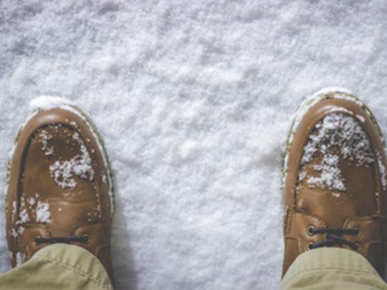 ¿Sabes cómo mantener la salud de los pies en inverno?