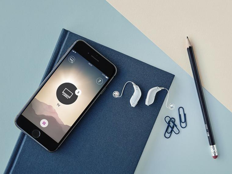 Oticon lanza Siya, el audífono de la categoría Essential con conectividad inalámbrica