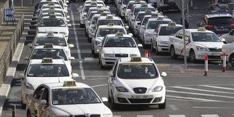 Las tarifas del taxi no subirán en 2017