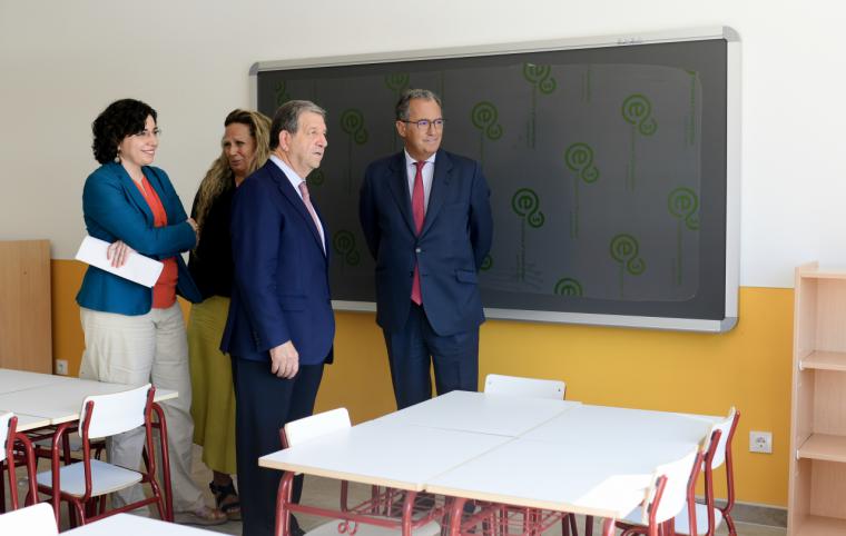 La Comunidad de Madrid construirá 30 centros educativos públicos y 120 ampliaciones en esta legislatura