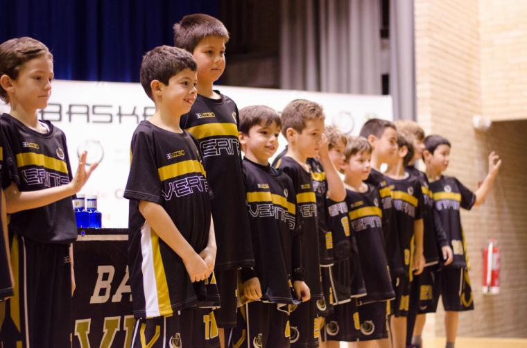 Dino Radoncic y Walter Tavares celebraron con el C.D. Instituto Veritas su presentación de la temporada