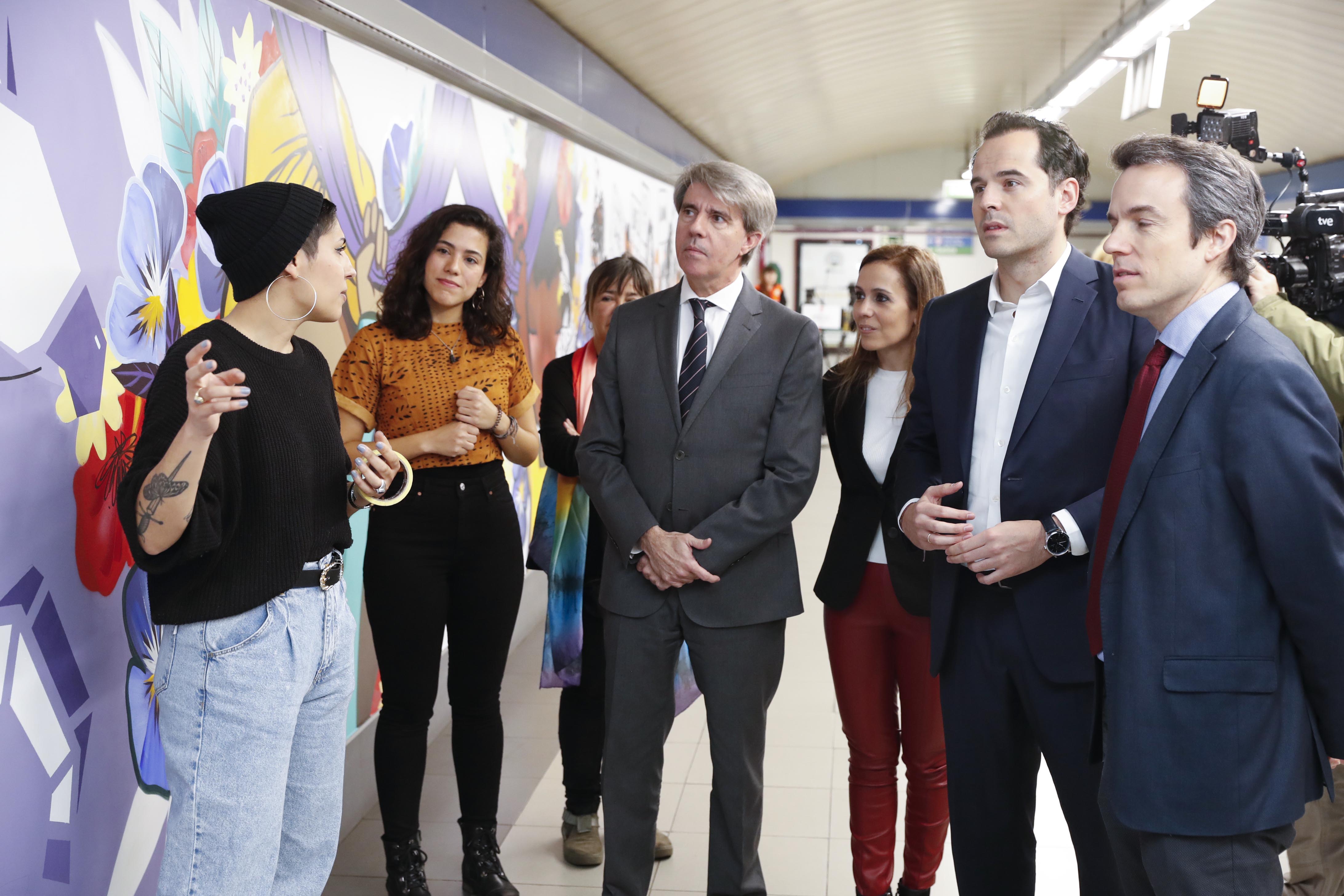 Aguado: “Metro de Madrid visibiliza la igualdad en la Semana de la Mujer con la tematización de un tren y una de sus estaciones”