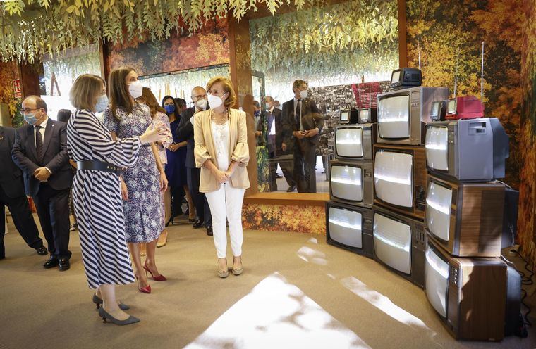 La Comunidad de Madrid, con Su Majestad la Reina Doña Letizia en la inauguración de la 80ª edición de la Feria del Libro