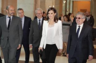 Rollán asiste a la entrega de los Premios SM de literatura infantil y juvenil que ha presidido la Reina Doña Letizia