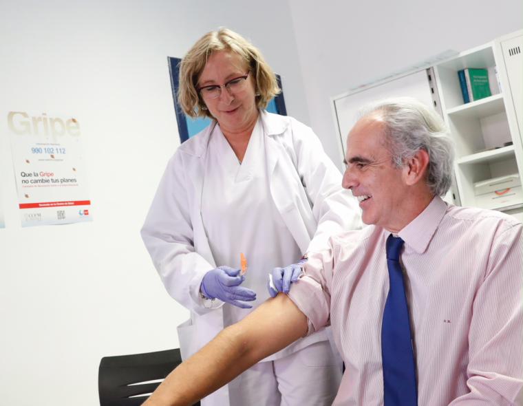 Hoy comienza la campaña de vacunación frente a la gripe dirigida a más de un millón de madrileños