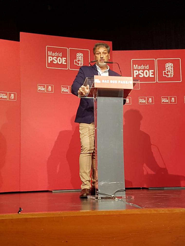 Gabilondo, Dolores Delgado y Bascuñana llenan EducARTE en su presentación como candidato a la Alcaldía