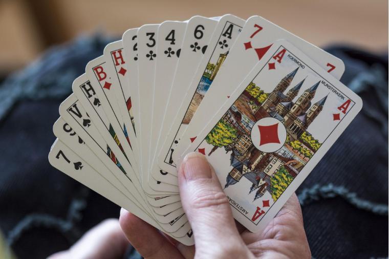 Gestión de equipos remotos en el desarrollo de casinos online