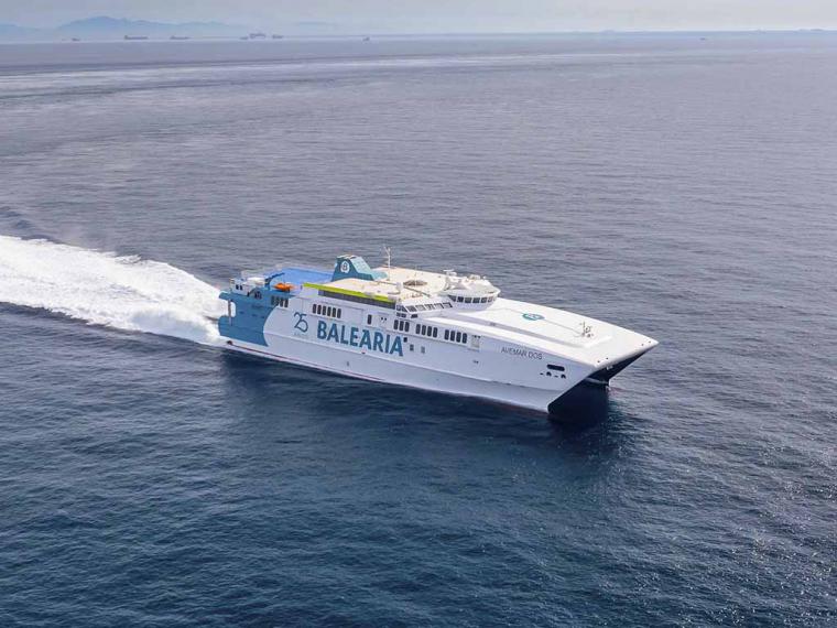 Baleària comenzará a operar la ruta Tarifa-Tánger Ville en mayo
