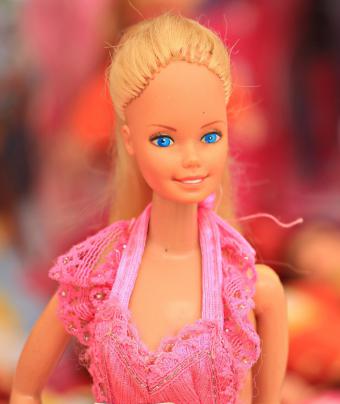 Presume de rostro efecto filtro muñeca Barbie con estos dos cosméticos