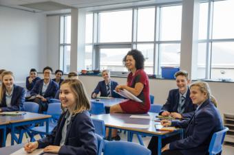El español se mantiene como la lengua extranjera más elegida en Bachillerato en Inglaterra por sexto año consecutivo