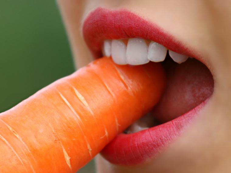 ¿Cómo afecta la dieta vegana a tus dientes?