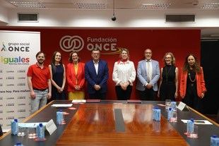 British Council y Fundación ONCE se alían para impulsar la movilidad internacional y las prácticas profesionales entre estudiantes con discapacidad
