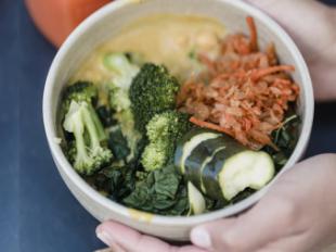 Los nutrientes clave para mantener la salud muscular y la elasticidad de la piel