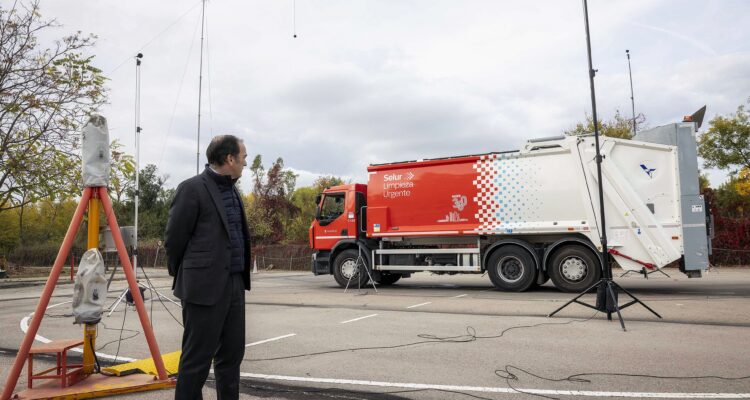 Carabante durante la presentación de las líneas generales del Plan de Acción en Materia de Contaminación Acústica (PAMCA)