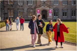 Más de 25.000 euros para formarse como profesor de idiomas en Inglaterra