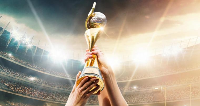 La Comunidad de Madrid exhibirá las Copas del Mundial Femenino de Fútbol y la UEFA Nations League masculina en la Real Casa de Correos
