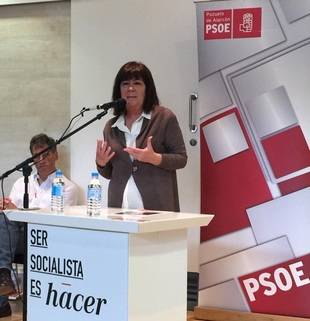 La exministra de Medio Ambiente, Cristina Narbona, en la presentación de la candidatura socialista.