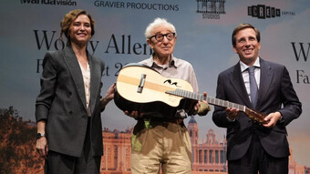 Díaz Ayuso recibe a Woody Allen para el rodaje de su nueva película en Madrid