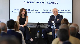 Ayuso resalta el modelo fiscal de Madrid con 35 rebajas impositivas y el IRPF más bajo de España