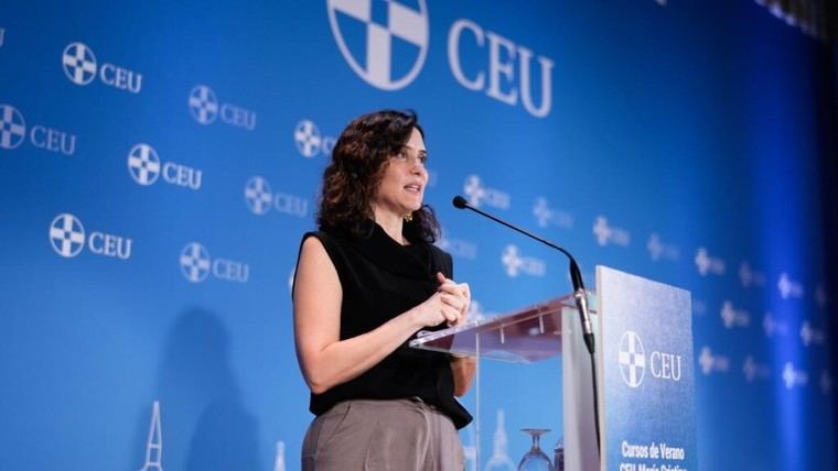 Díaz Ayuso resalta la importancia de la Universidad en la defensa de la libertad y la verdad