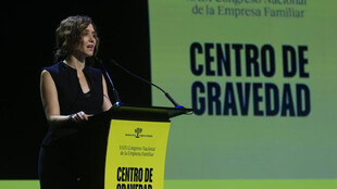 Ayuso promueve apoyo a empresas familiares ante críticas ideológicas